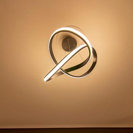 Luxury Apartment 10' From The Center! Афины Экстерьер фото