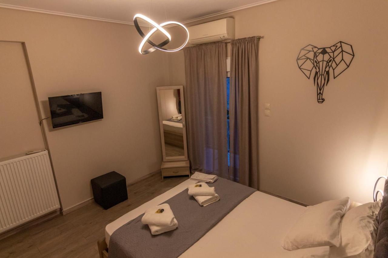 Luxury Apartment 10' From The Center! Афины Экстерьер фото