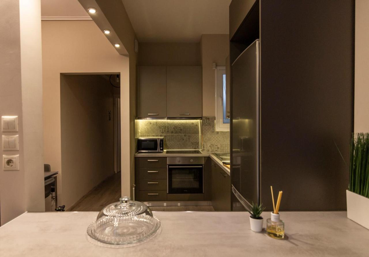 Luxury Apartment 10' From The Center! Афины Экстерьер фото