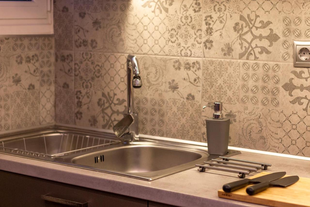 Luxury Apartment 10' From The Center! Афины Экстерьер фото