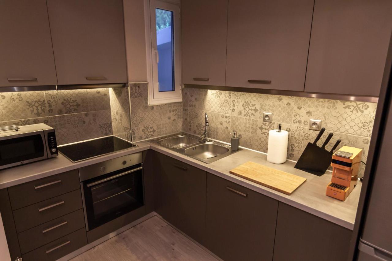 Luxury Apartment 10' From The Center! Афины Экстерьер фото
